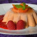 Bavarese di Albicocche con Coulis di Lamponi