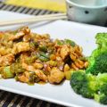 Pollo alle arachidi con broccoli (4 blocchi)