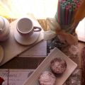 Muffins carote nocciole e cannella e la casa