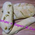 Pane di semola con olive