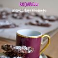 Biscotti morbidi alle mandorle con cioccolato[...]