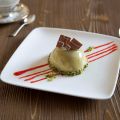 Semisfere di mousse al riso e cioccolato bianco[...]