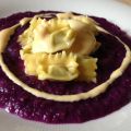 AGNOLOTTI AL PLIN SU CREMA DI CAVOLO ROSSO E[...]