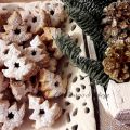 Biscotti Albero di Natale Farciti con Confettura