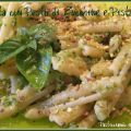 Pasta con pesto di zucchine e pistacchi