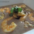 Frutti di mare e gamberi su crema di fagioli[...]
