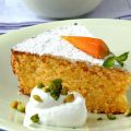 Torta di carote con creme fraiche alla menta