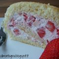 Rotolo alle fragole e panna