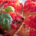 Bruschette con pomodori e basilico