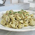ORECCHIETTE CON PESTO DI MELANZANE E ERBE[...]