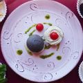 Panini di pasta choux al carbone vegetale con[...]