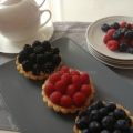 Crostatine ai frutti di bosco e crema[...]