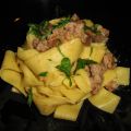 Pappardelle con funghi e salsiccia