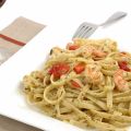 Fettuccine gamberi e pesto