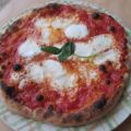 Pizza come in pizzeria con licoli