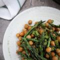 Asparagi con ceci alla paprika