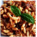 Cavatelli con sugo alle melanzane