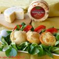 Sgonfiotti con formaggio misto al peperoncino
