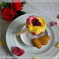 MOUSSE CON MARMELLATA DI ROSE E FRAGOLE