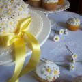 Torta di Pan di Spagna Guarnito con MARGHERITE[...]