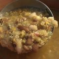 Zuppa di legumi e quinoa