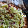 Torta salata porri e pancetta