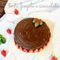 Torta fragole e cioccolato