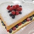 Torta al limone e frutti di bosco