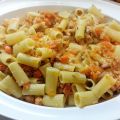 Pasta con ragù di zucca e salsiccia