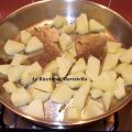 Pollo in padella con contorno di patate