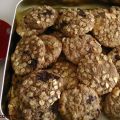 Cookies con cioccolato e frutta secca