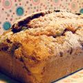 Plum Cake alle Mandorle e Rose