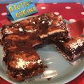 BROWNIES con RICOTTA e MIRTILLI