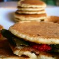 Mini pancakes salati con farina di ceci