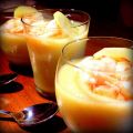 ZUPPA FREDDA DI CETRIOLI, PESCHE E GAMBERI CON[...]