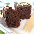Three hole cake... torta al cioccolato con i[...]