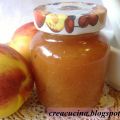 MARMELLATA DI PESCHE AL CORIANDOLO