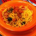 Spaghetti con ragù di tonno e sogliola
