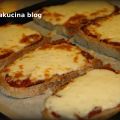 Bruschette alla pizzaiola