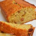 Plumcake banana, uvetta e nocciole