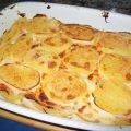 PATATE GRATINATE CON PROSCIUTTO E BESCIAMELLA
