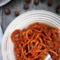 Tonnarelli con ragù di nocciole