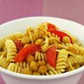 Fusilli di grano kamut con ceci e pomodori