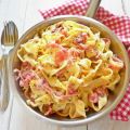 Fettuccine al burro dorato (con prosciutto e[...]