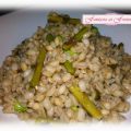 Insalata di orzo perlato, fave e asparagi[...]