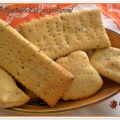 Cracker di farro e kamut al limone e rosmarino