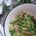 Cous cous con piselli, carciofi, asparagi,[...]