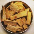 Cracker con esubero di pasta madre