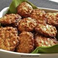 Biscotti di fiocchi d'avena con mele e nocciole